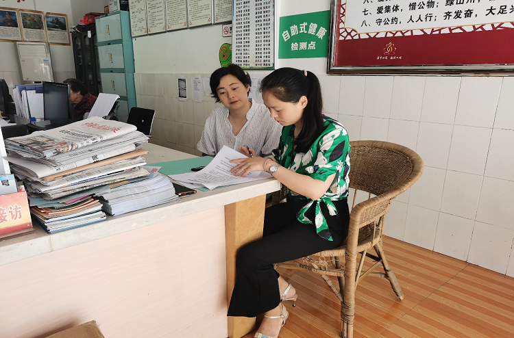 雙橋校區團委通識學院與青春社區實踐基地掛牌儀式活動順利開展