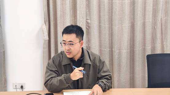 E2CE9D39D83E322F887CCDD723232918