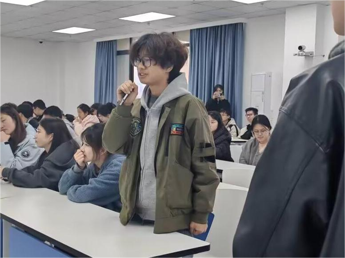 b73b27cc2afa0724d29441ecb616e7c3